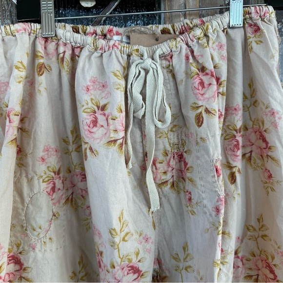 A-Dorable Magnolia Pearl Coralie Ric Rac Bloomers - Picture 4 of 7